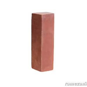 تصویر آجر قزاقی نیمه قرمز اخرایی با سایز 20×5.5×5.5 مناسب نمای سنتی و کلاسیک